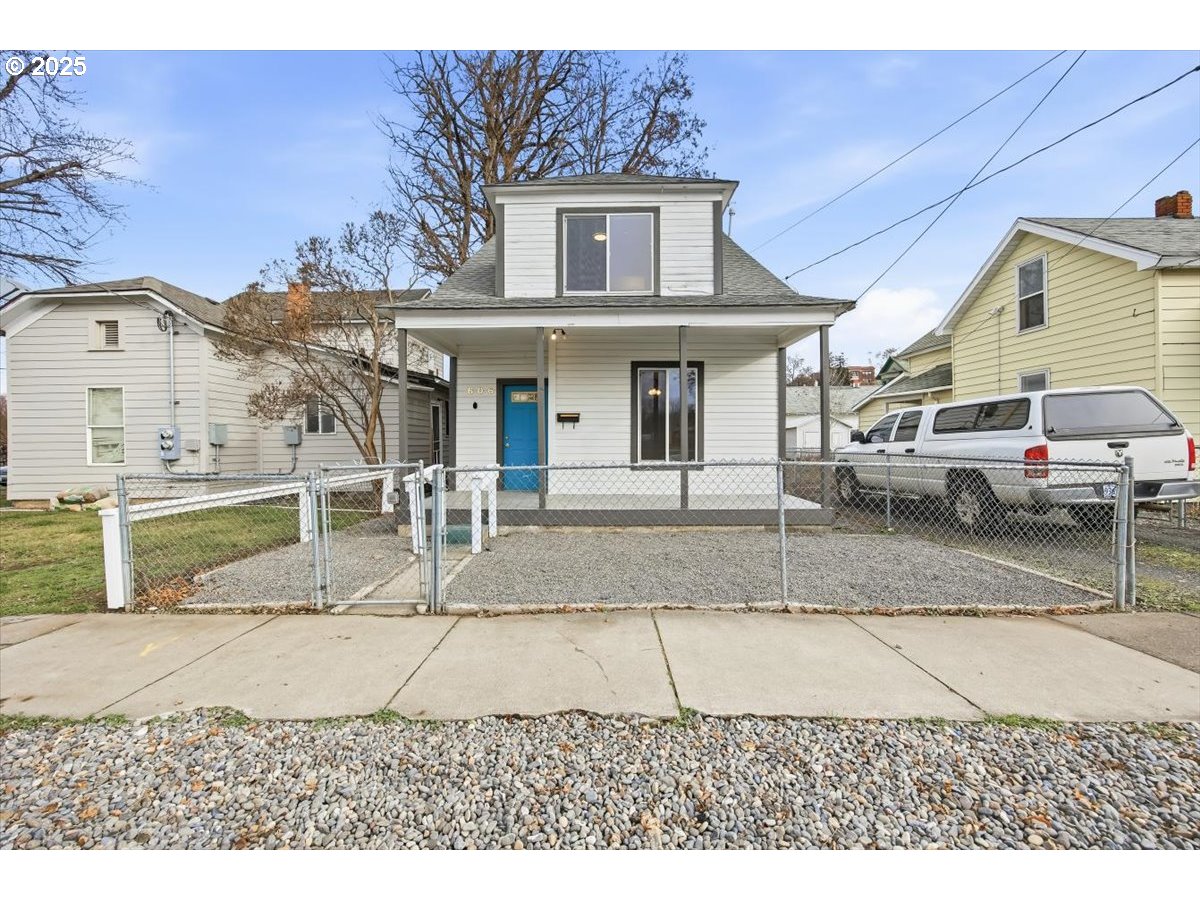 94120 STRAHAN ST UNIT 120, Gold Beach, OR, 97444