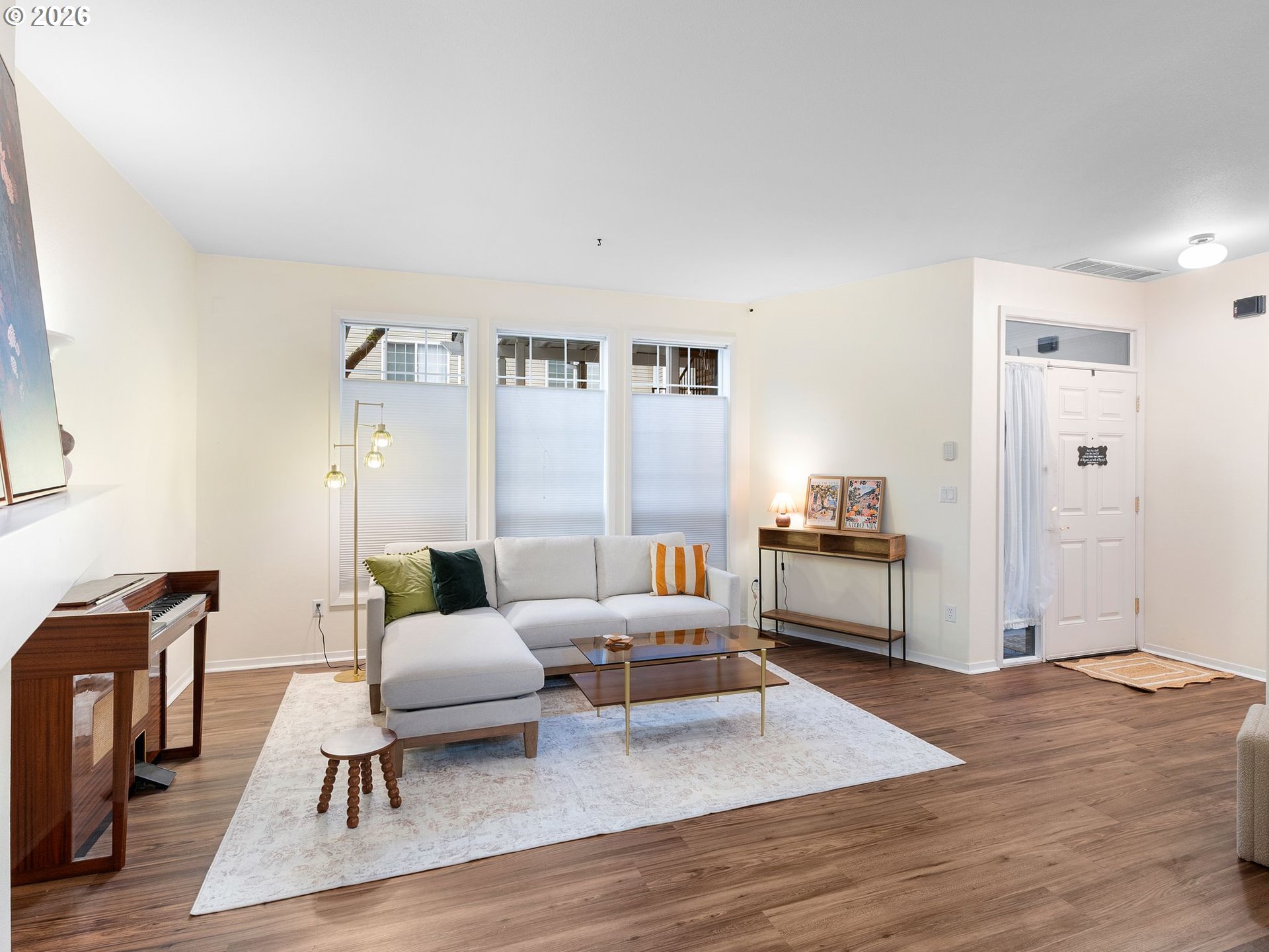 Photo #4: 132385102 Listing: Photo #4