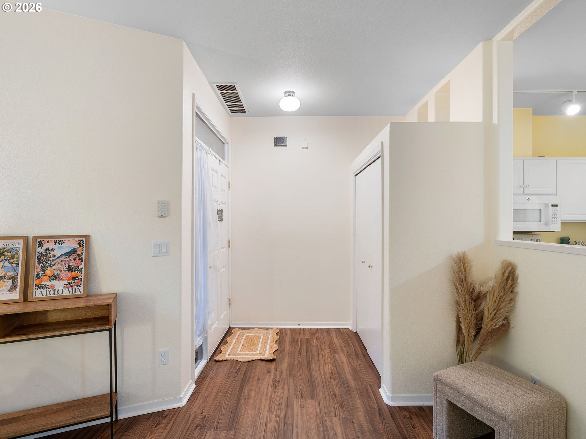 Photo #3: 132385102 Listing: Photo #3