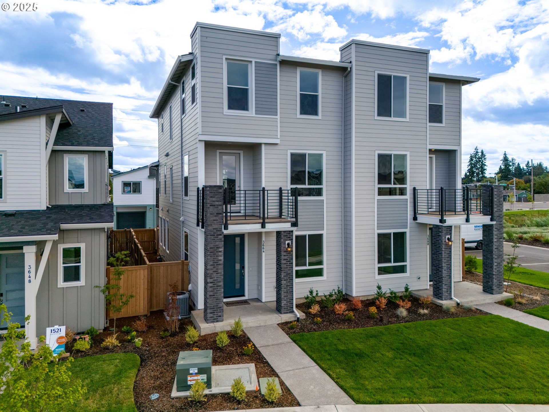 South Hillsboro / Reeds Crossing