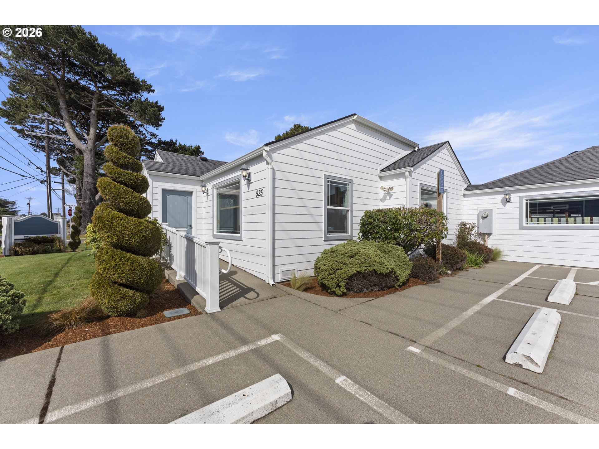 937 Chetco AVE UNIT A - 1, Brookings, OR, 97415