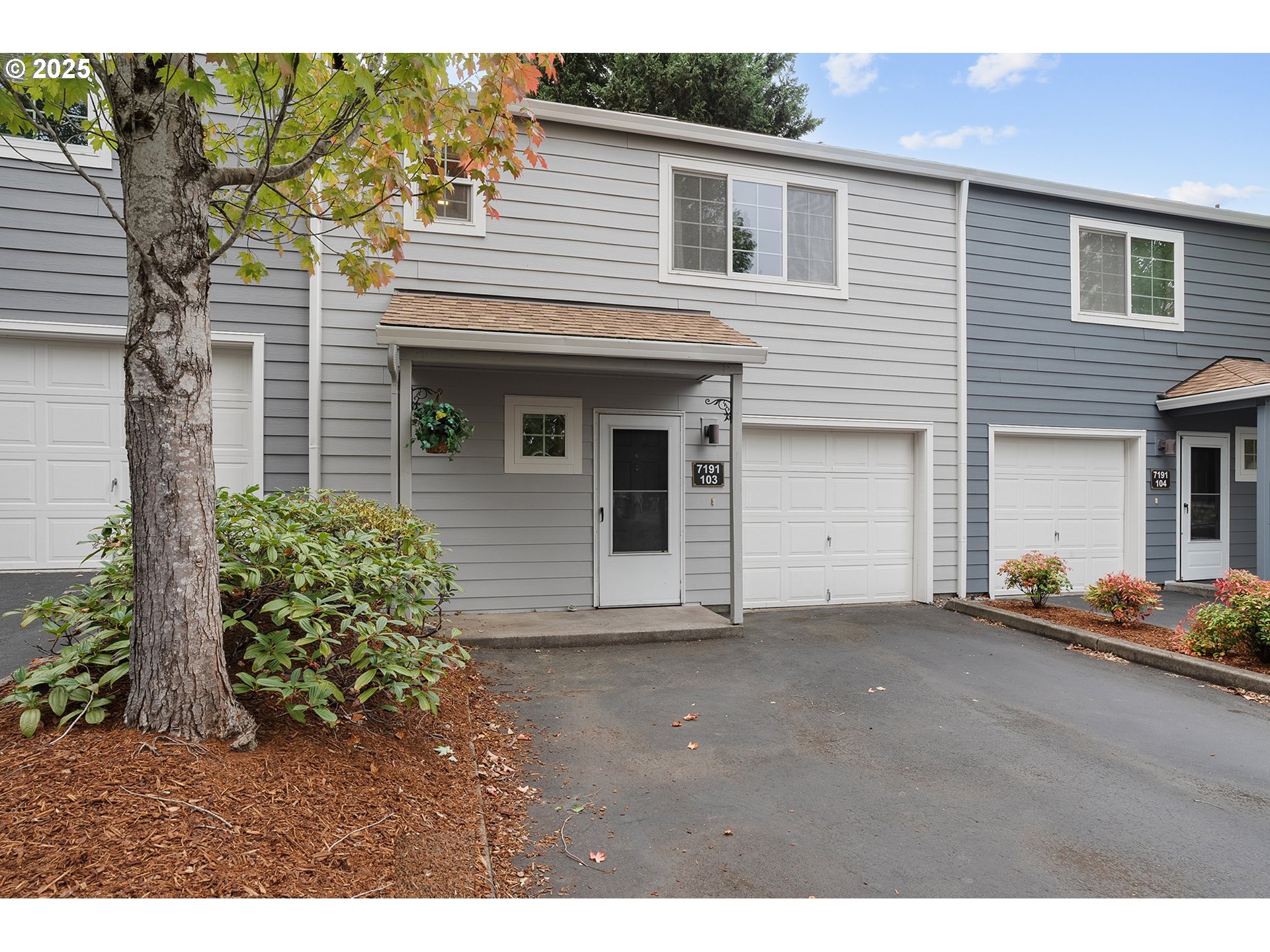 Photo #3: 133189428 Listing 