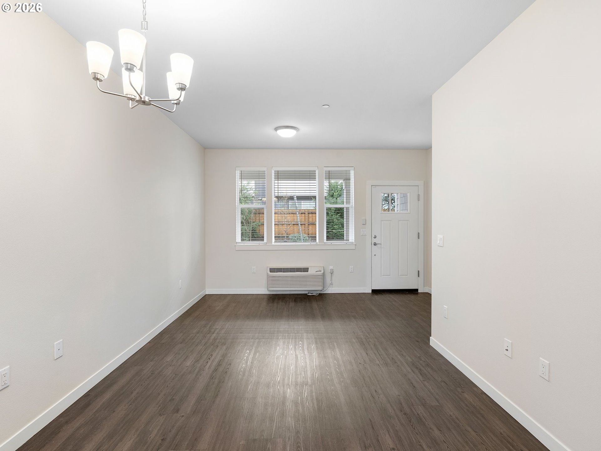 Photo #3: 133542079 Listing: Photo #3