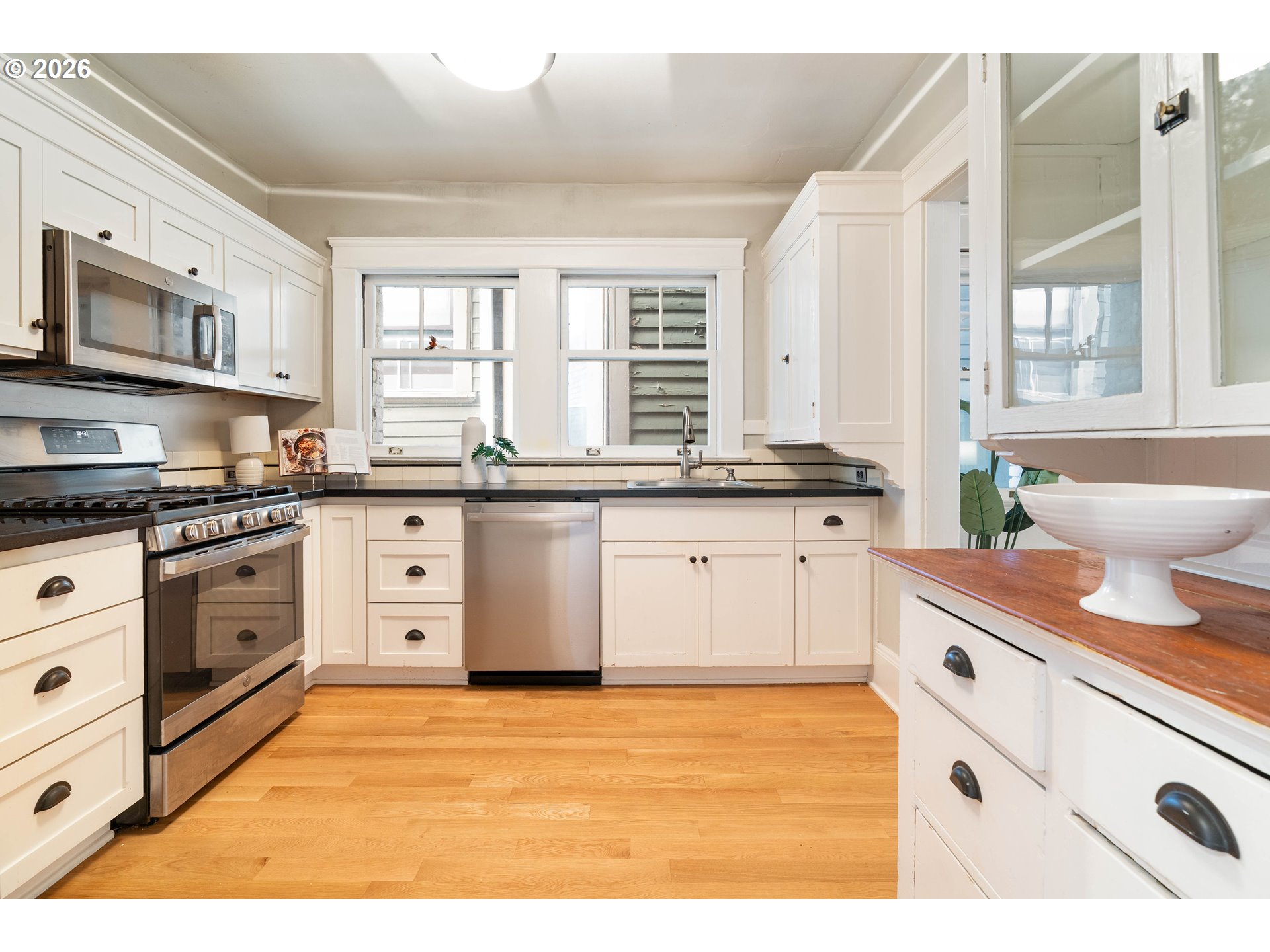 Photo #5: 133982822 Listing: Photo #5