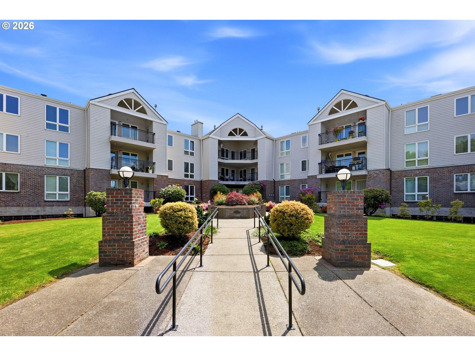 Photo #1: 134863118 Listing: Photo #1