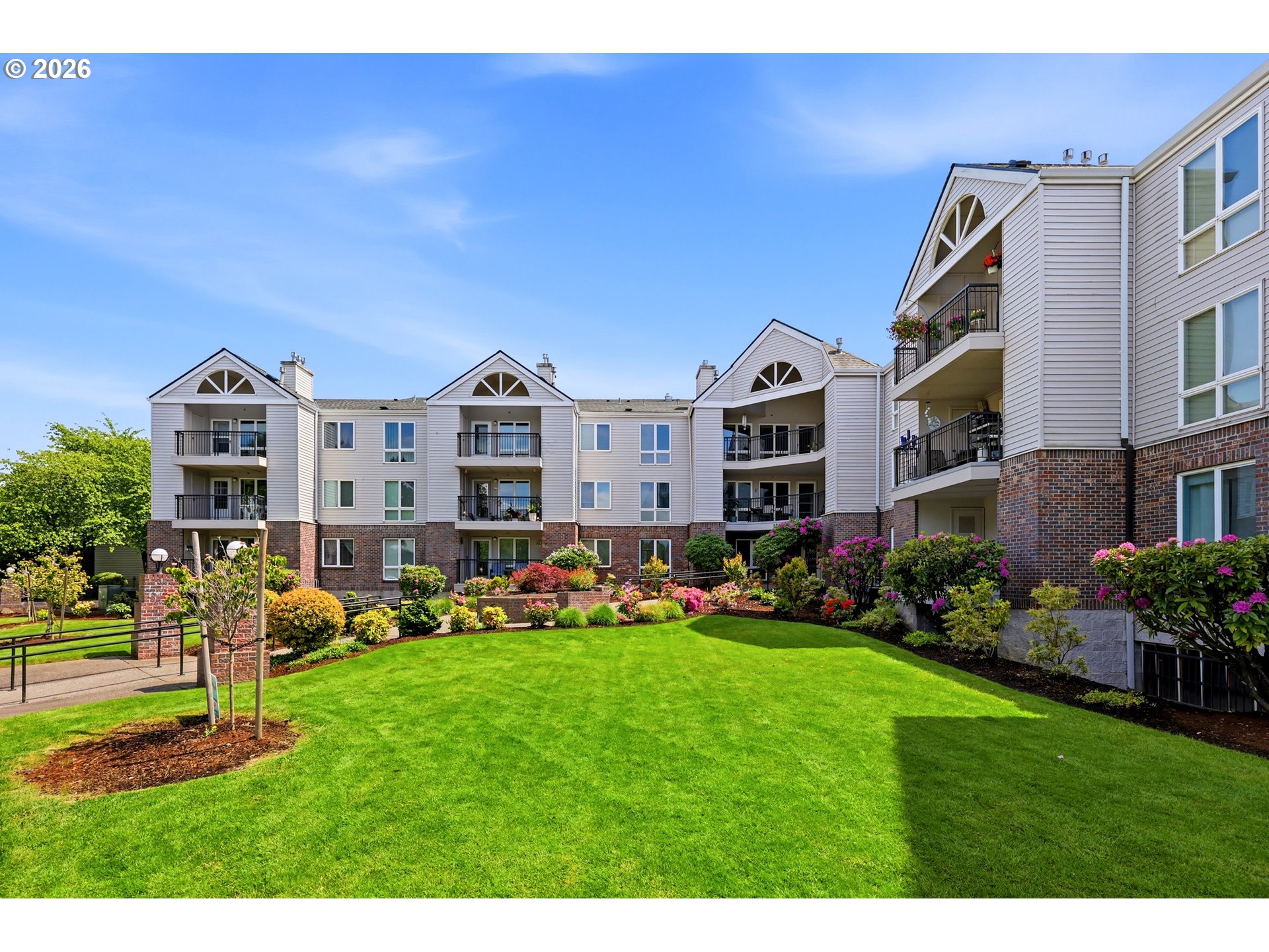 Photo #3: 134863118 Listing: Photo #3