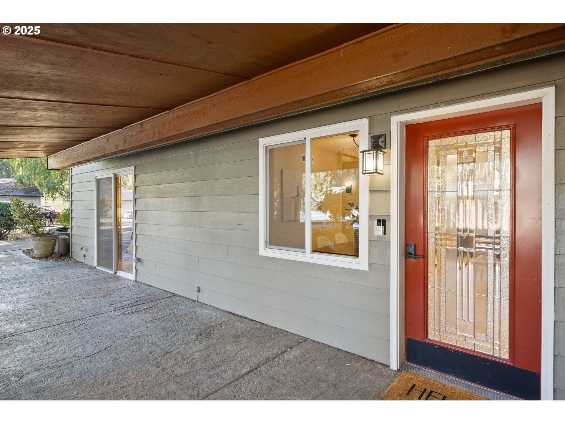 Photo #5: 134969798 Listing 