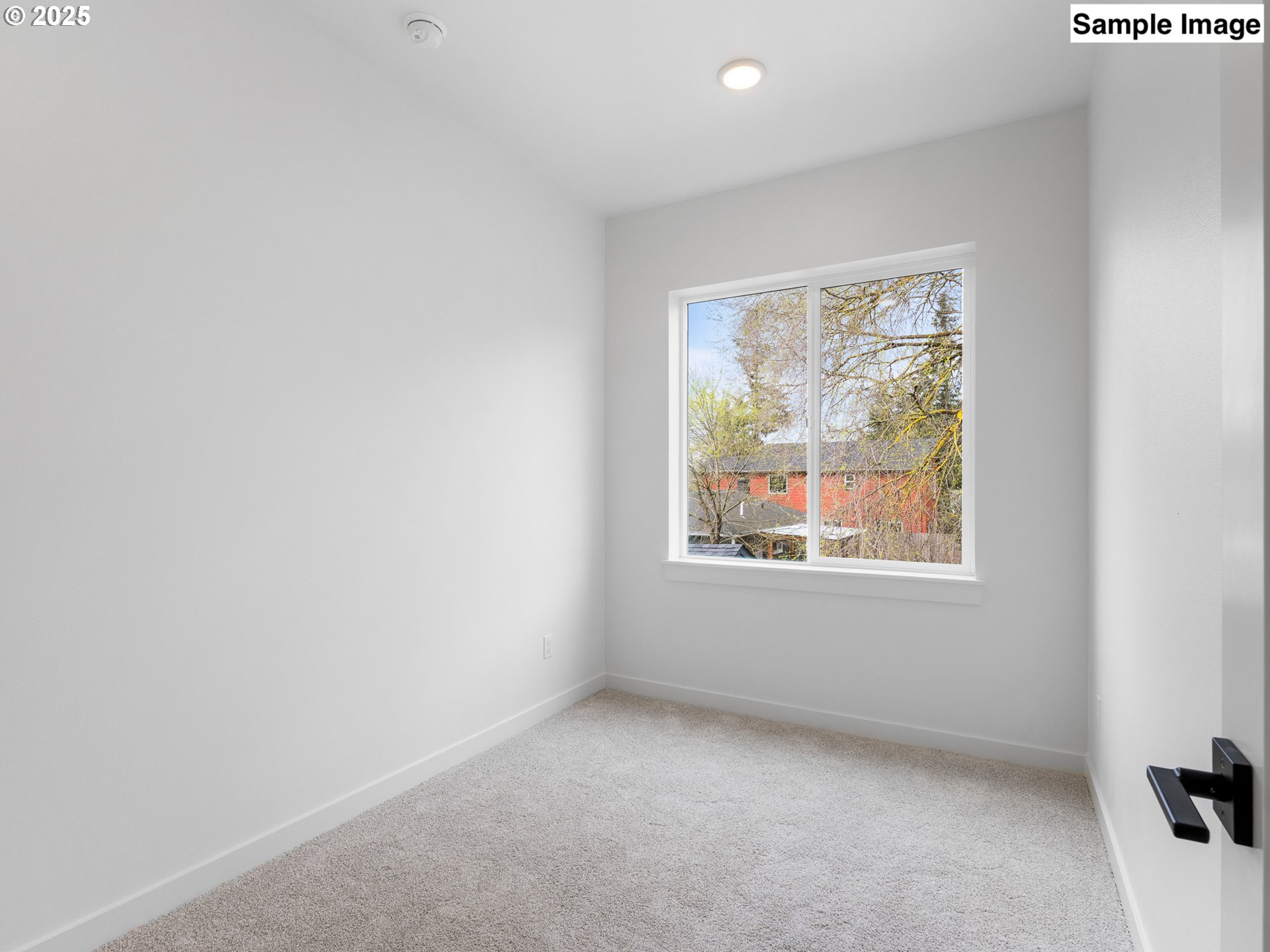 Photo #14: 135007355 Listing: Photo #14