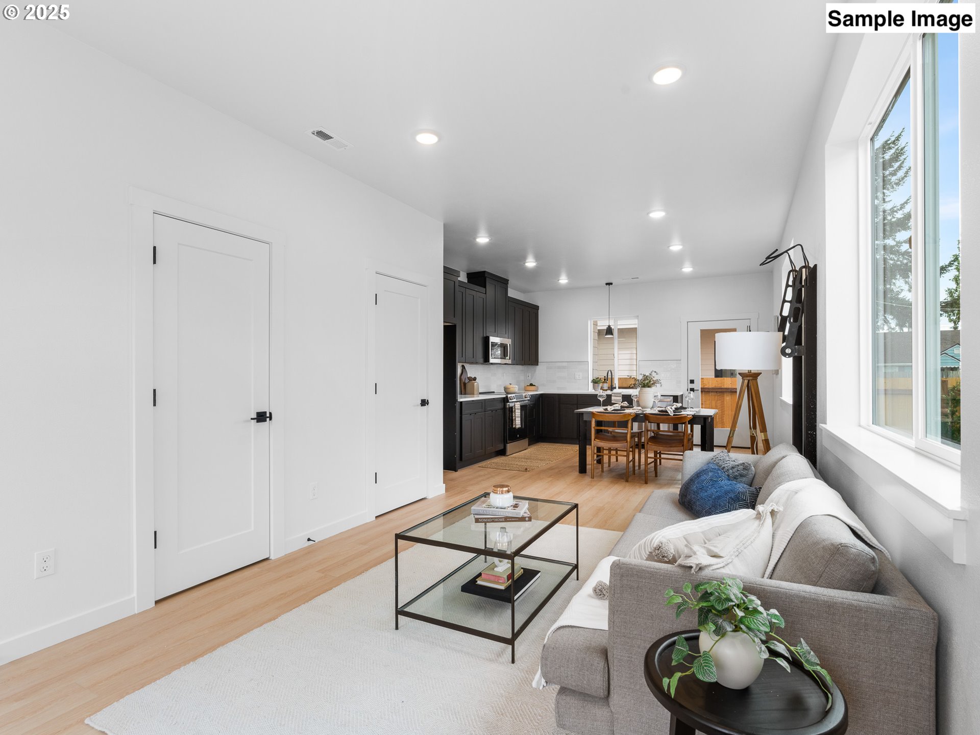 Photo #3: 135007355 Listing: Photo #3