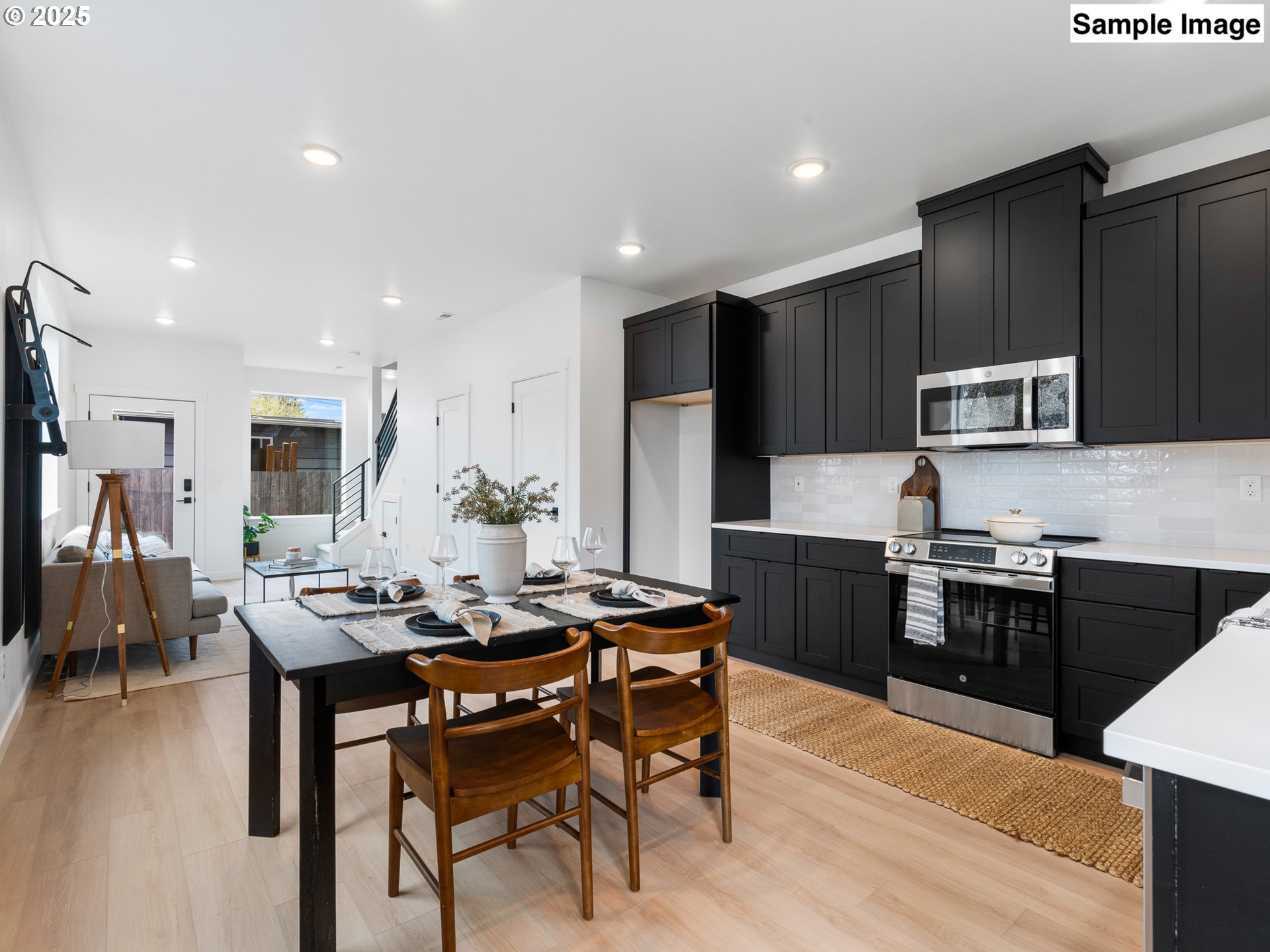 Photo #6: 135007355 Listing: Photo #6