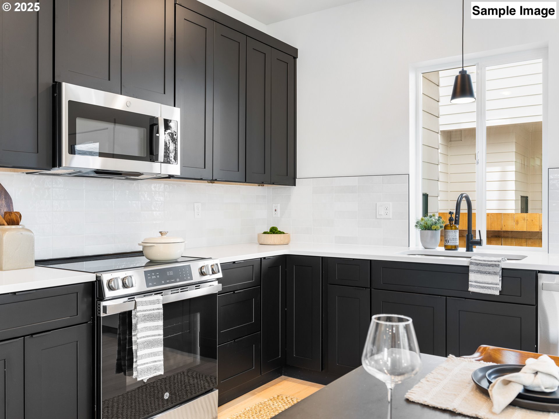 Photo #7: 135007355 Listing: Photo #7