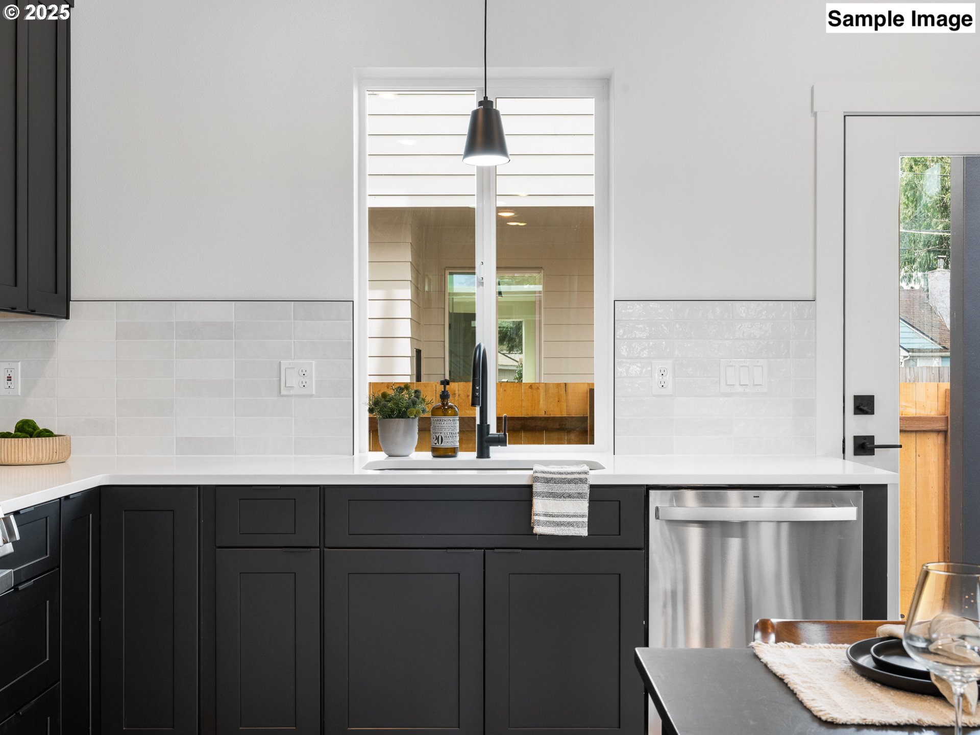 Photo #8: 135007355 Listing: Photo #8