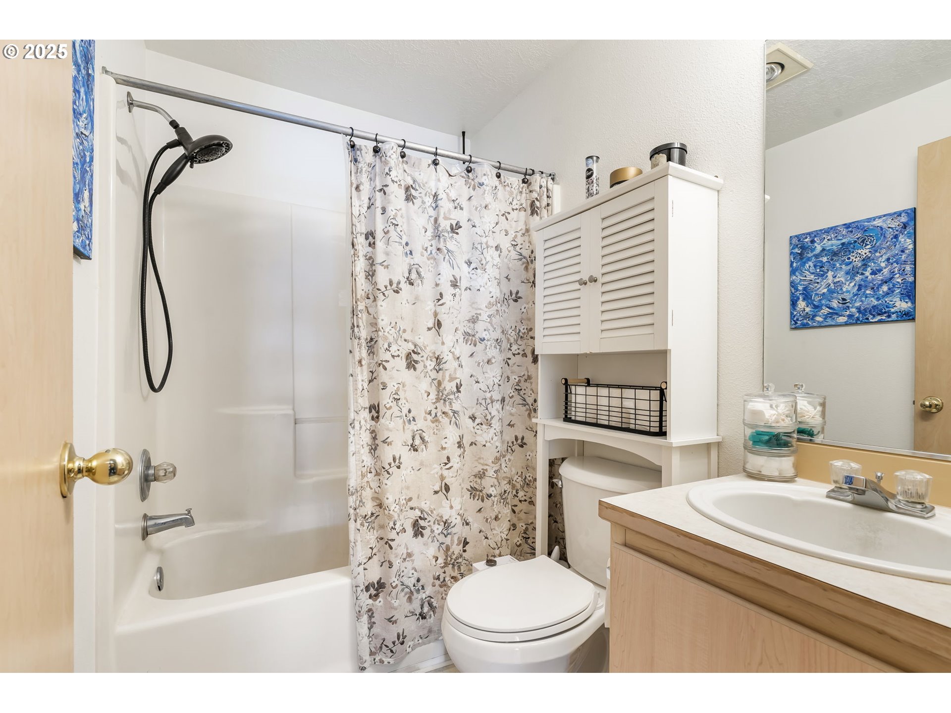 Photo #20: 135653533 Listing: Photo #20