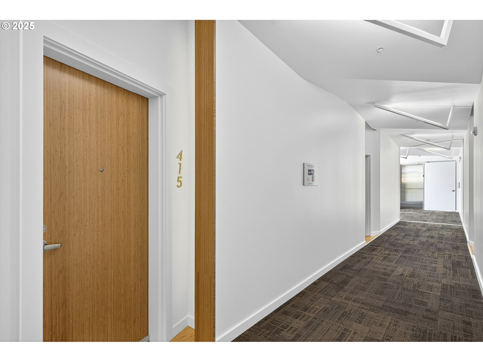 Photo #4: 135701225 Listing: Photo #4