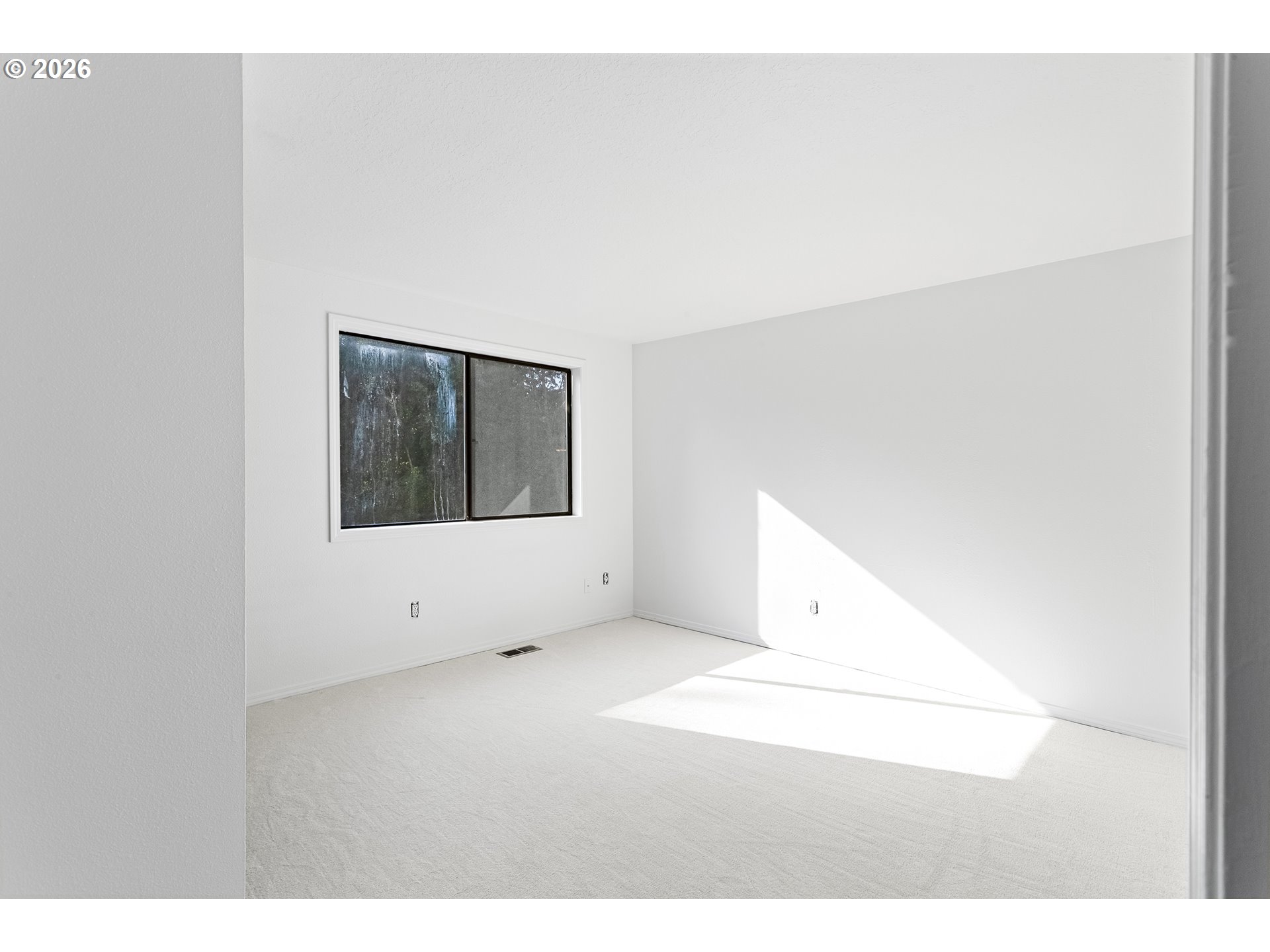 Photo #28: 136785301 Listing: Photo #28