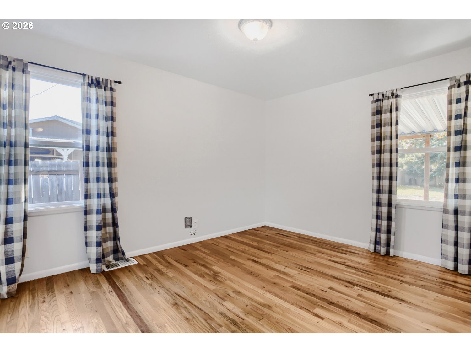 Property photo 11 of 31