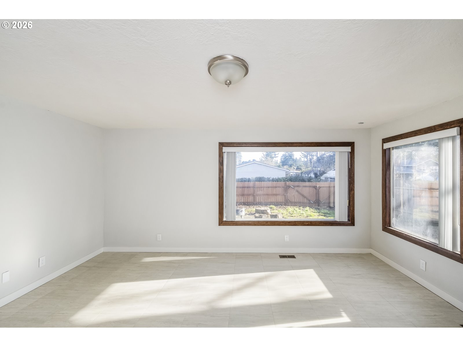 16560 SE HAIG DR, Portland, OR, 97236