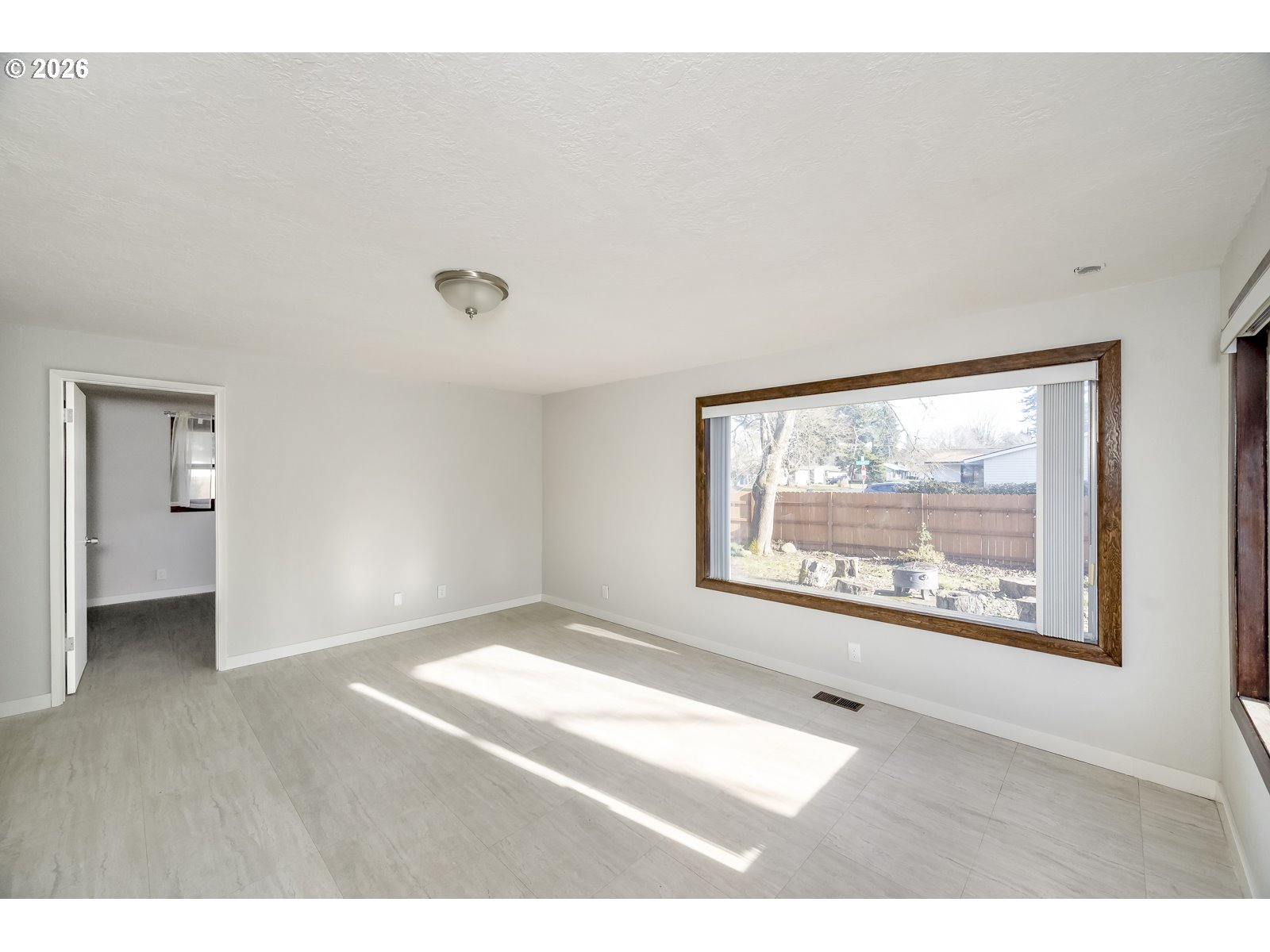 16560 SE HAIG DR, Portland, OR, 97236