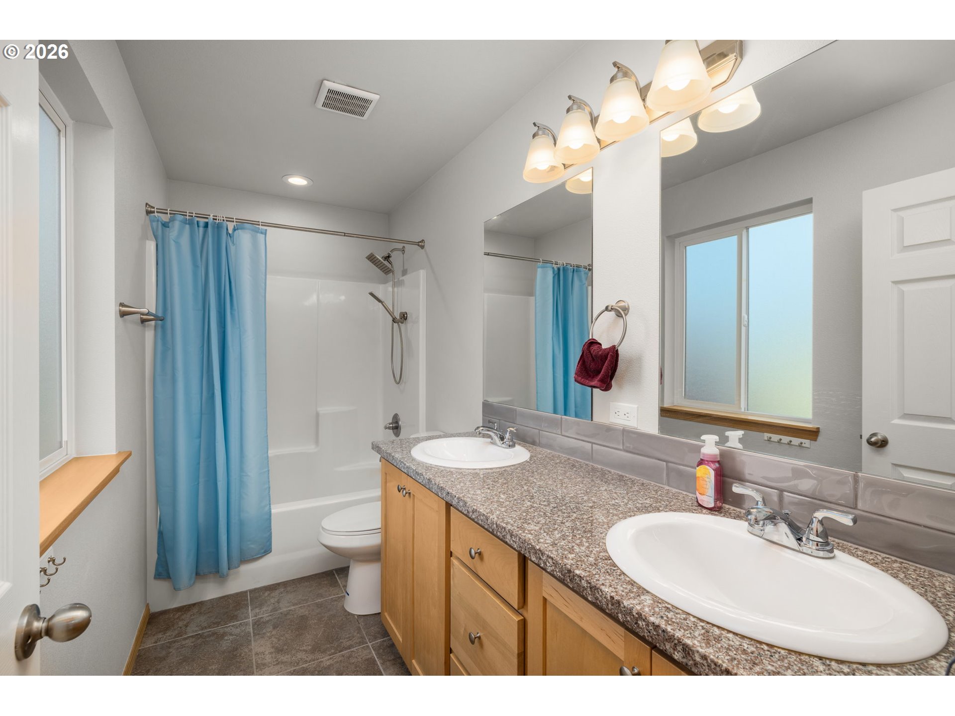 Photo #20: 137979079 Listing: Photo #20