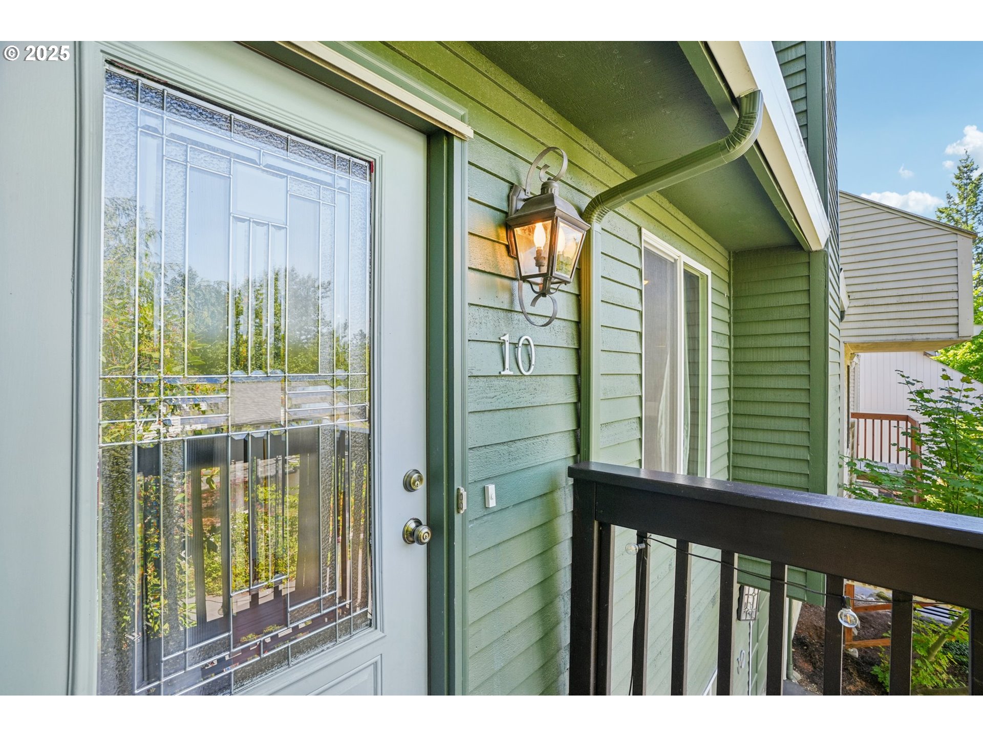 Photo #3: 139096977 Listing 