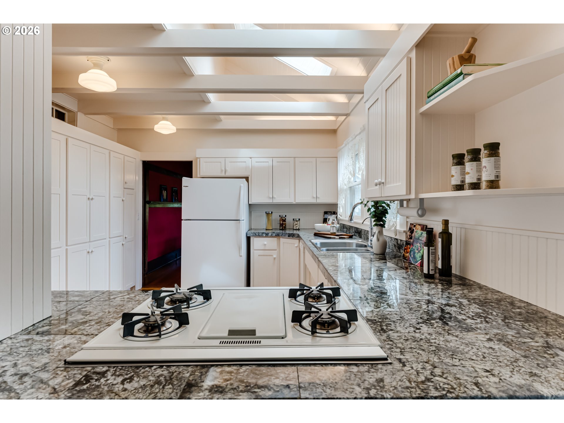 96 W 20TH AVE, Eugene, OR, 97405