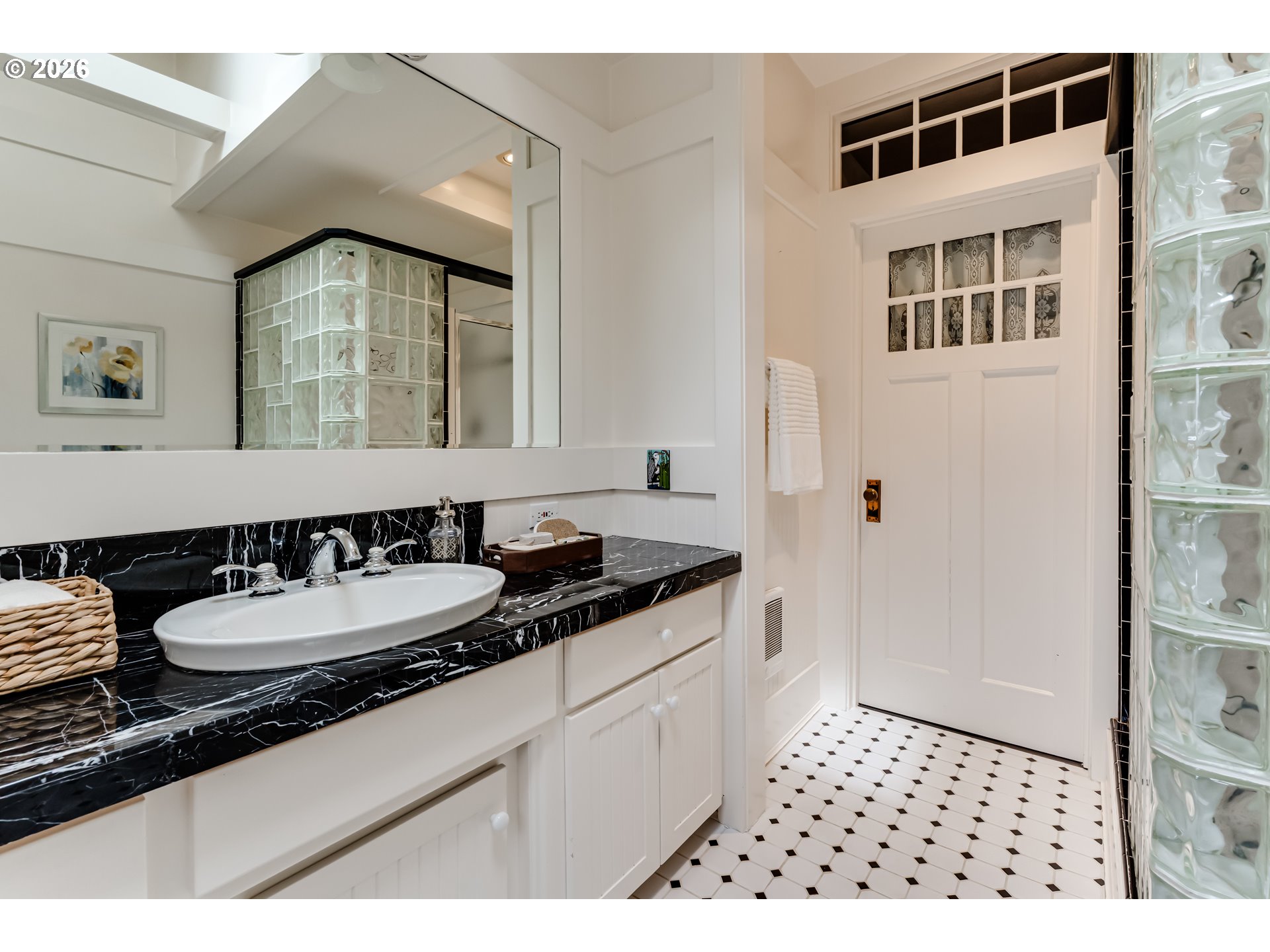 96 W 20TH AVE, Eugene, OR, 97405