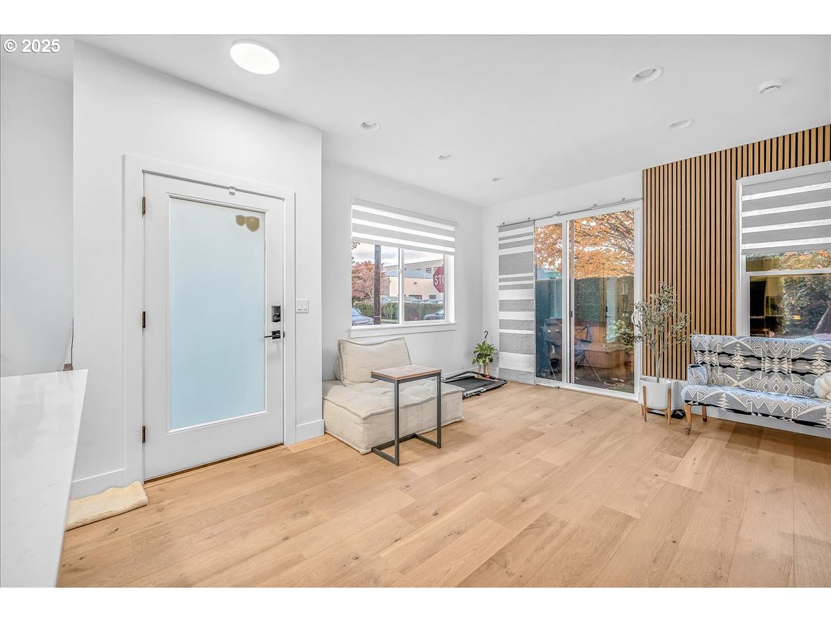 Photo #2: 139678510 Listing: Photo #2