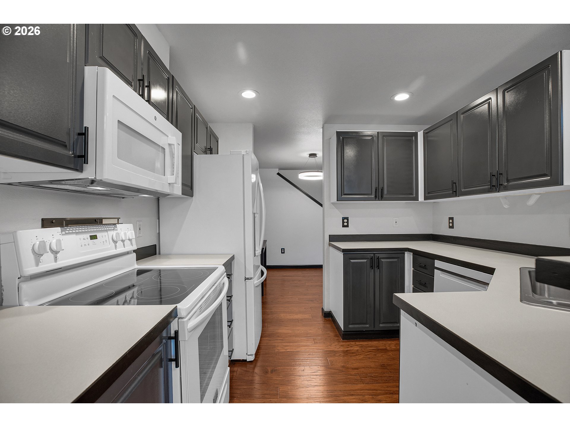 Photo #8: 140500337 Listing: Photo #8