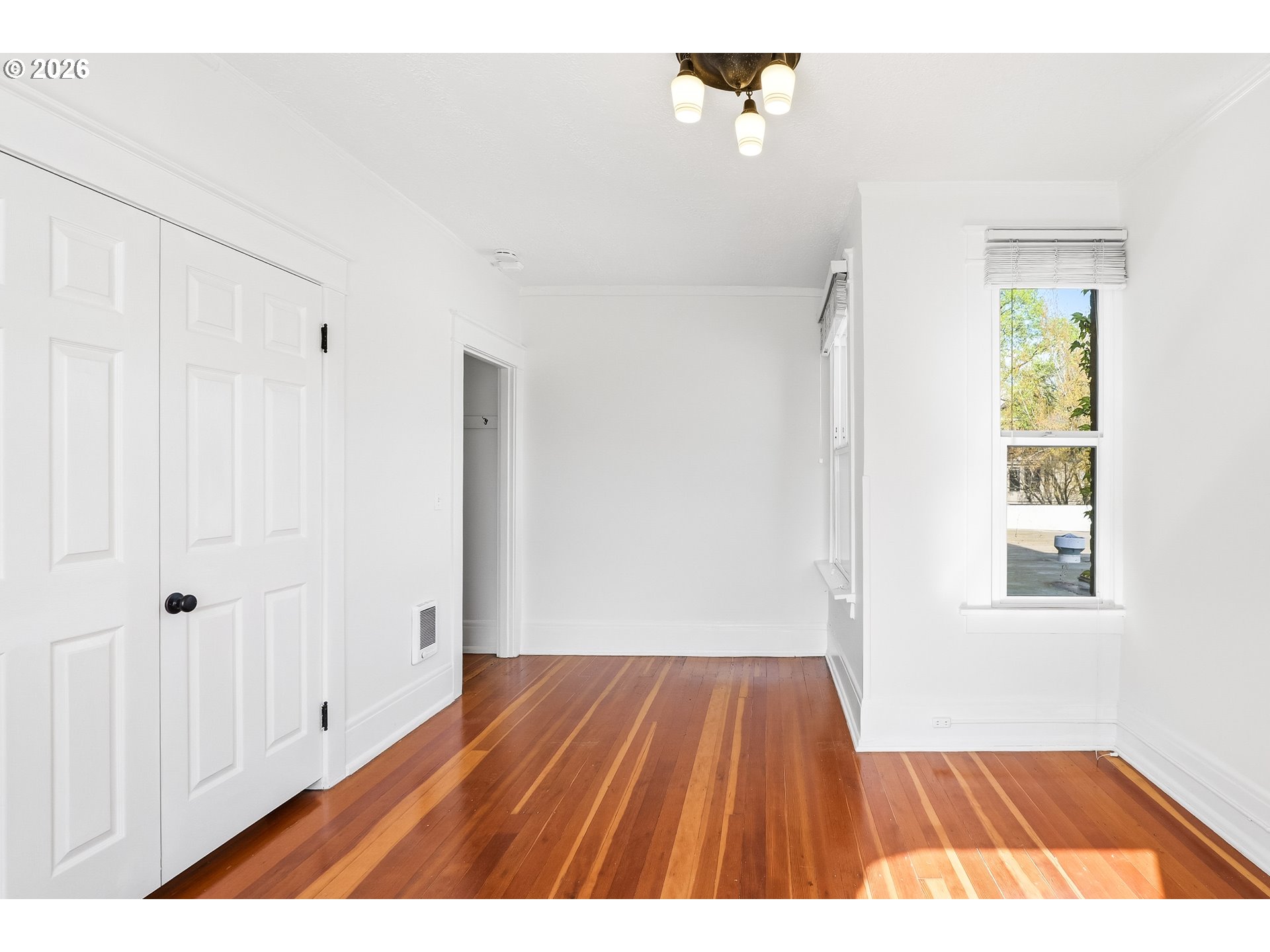 Photo #14: 140690975 Listing: Photo #14