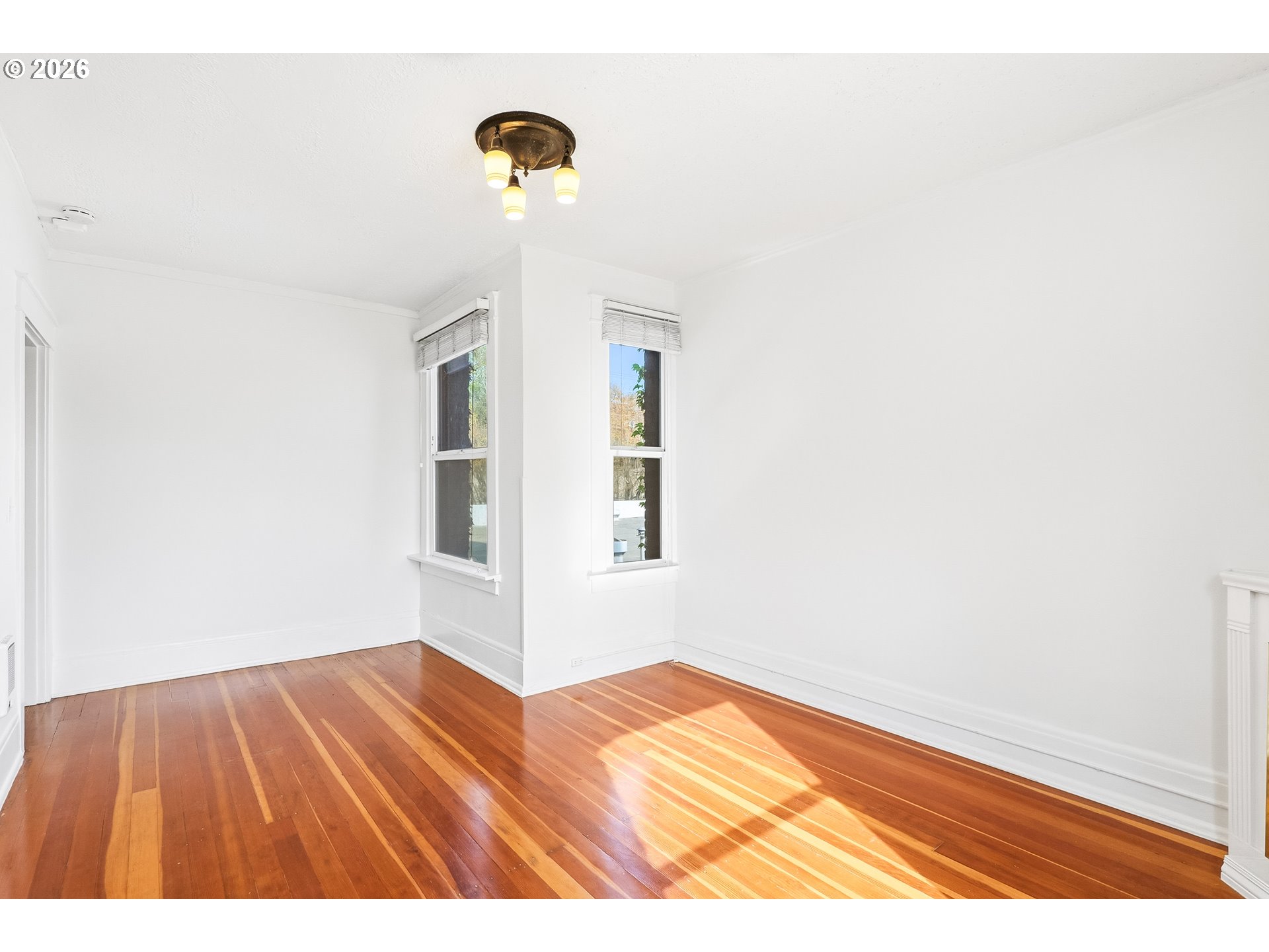 Photo #8: 140690975 Listing: Photo #8