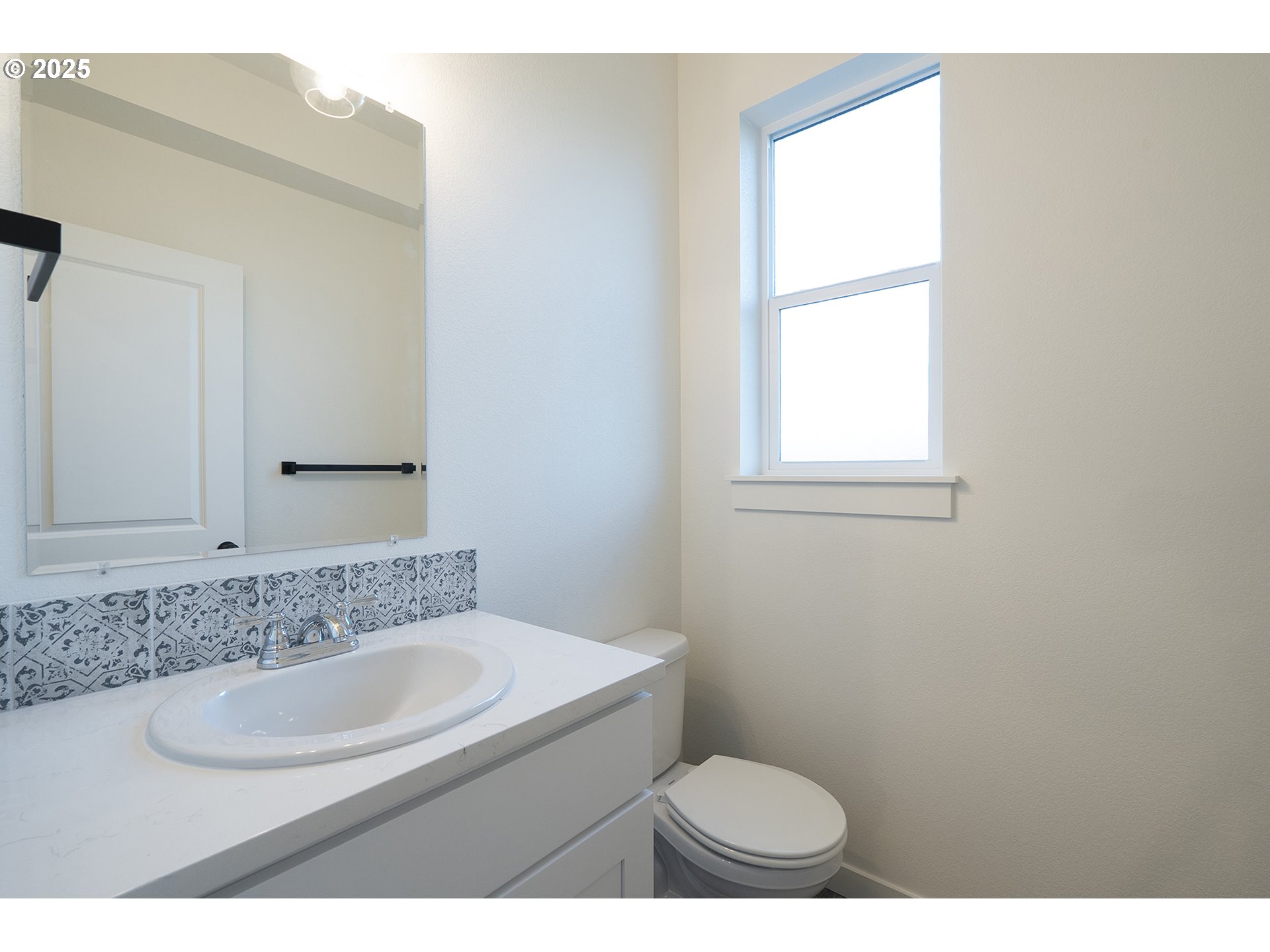 Photo #13: 140886336 Listing: Photo #13