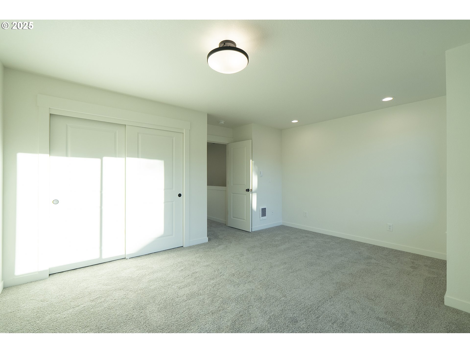 Photo #19: 140886336 Listing: Photo #19