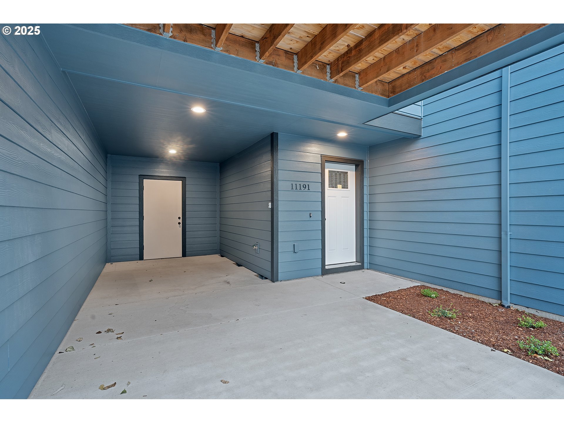 Photo #3: 140886336 Listing: Photo #3