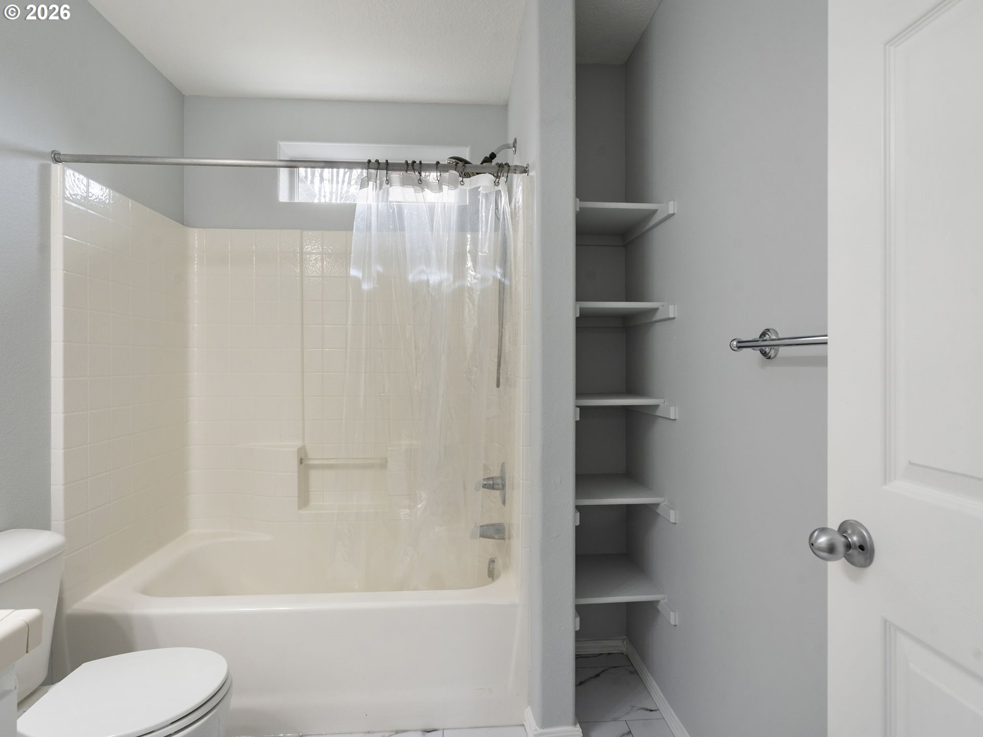 Photo #7: 141280157 Listing: Photo #7