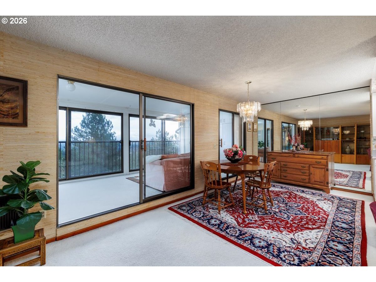 Photo #13: 141321810 Listing: Photo #13