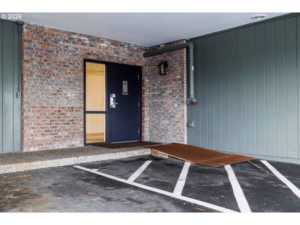 Photo #30: 141321810 Listing: Photo #30