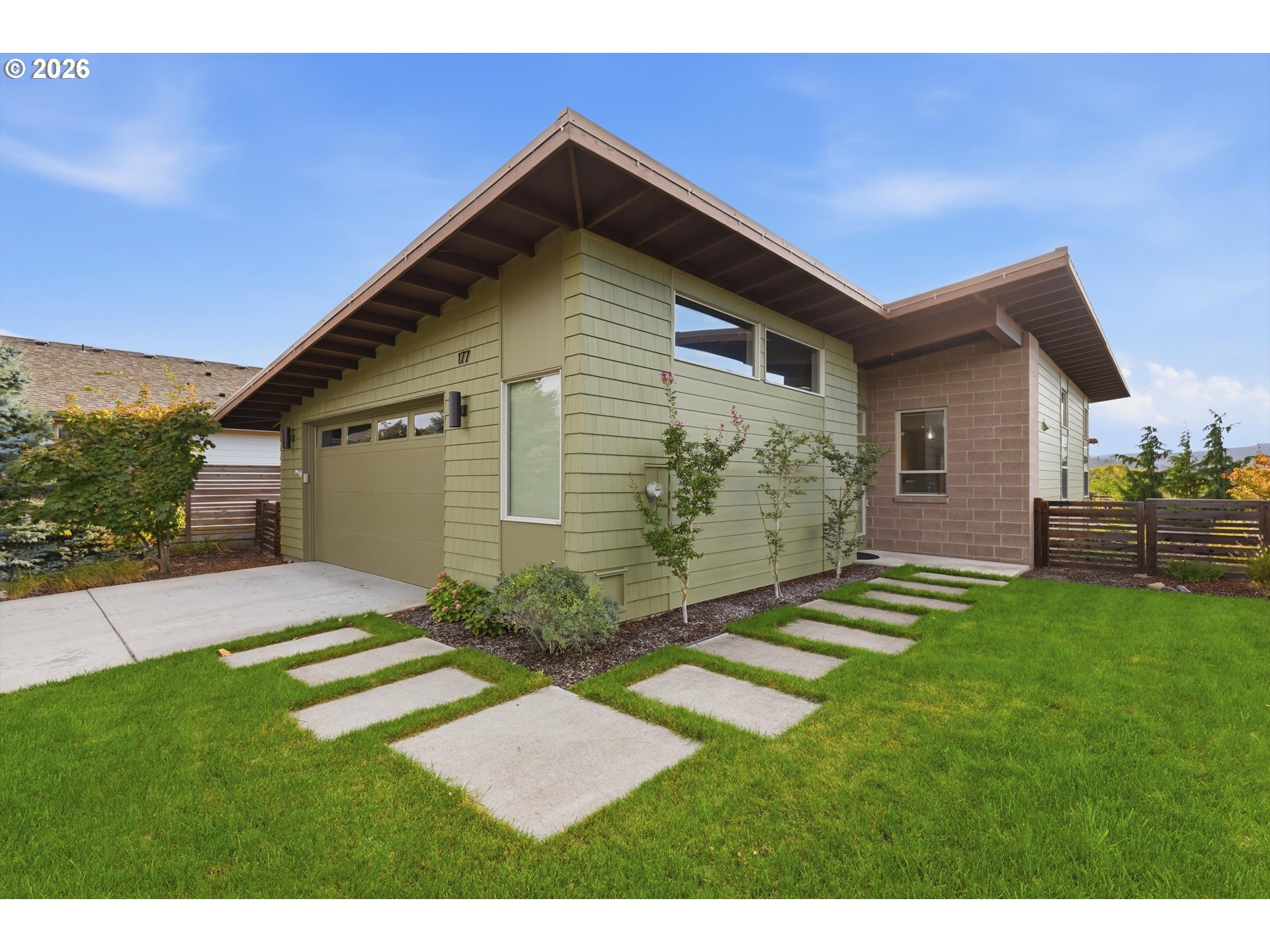 Photo of 177 BLUE HERON CT The Dalles OR 97058