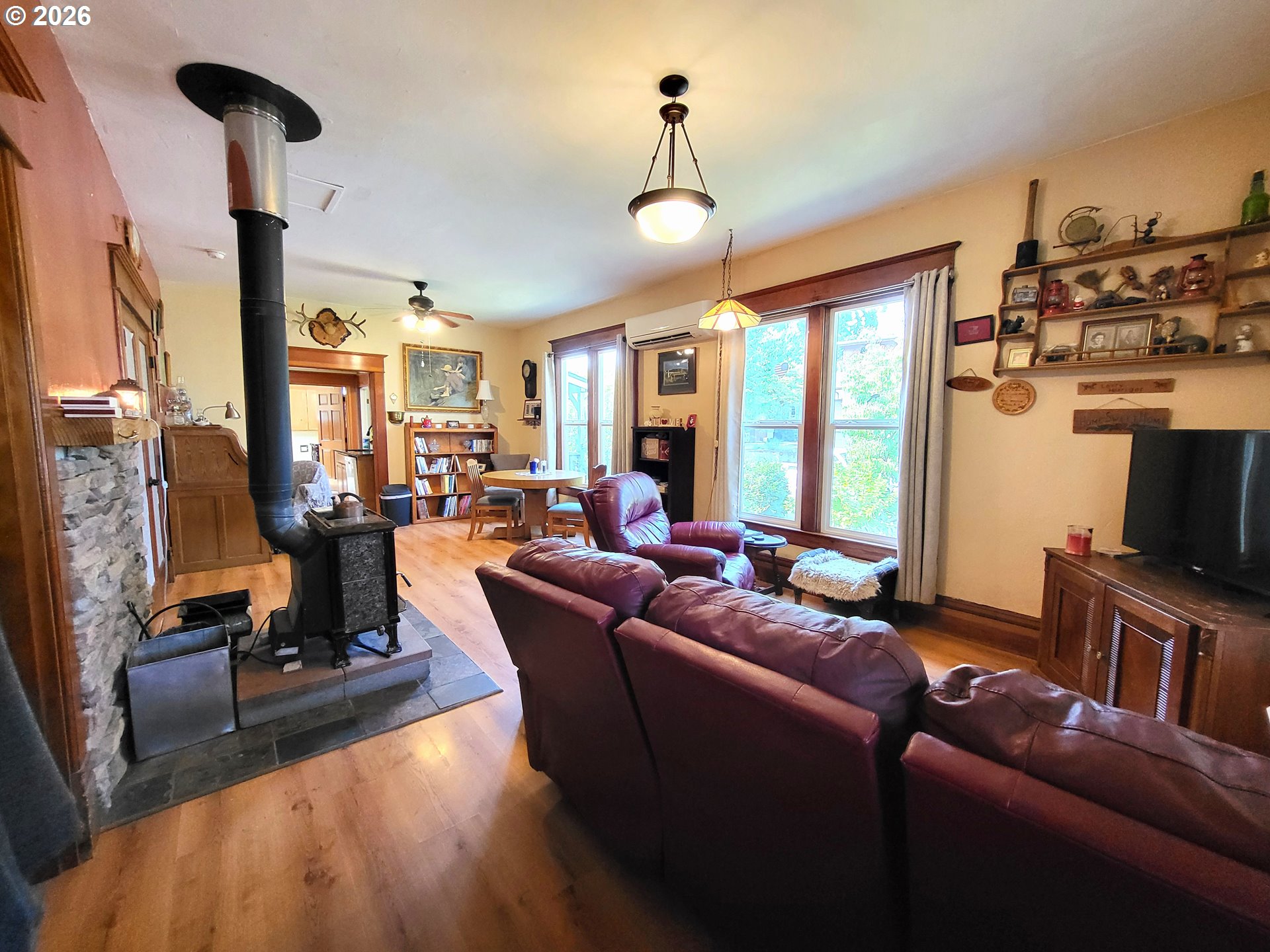 Property photo 4 of 31