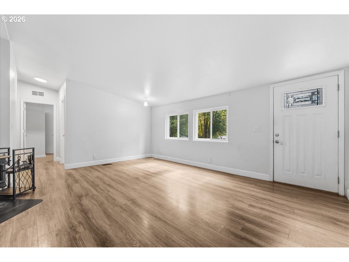 Property photo 4 of 41