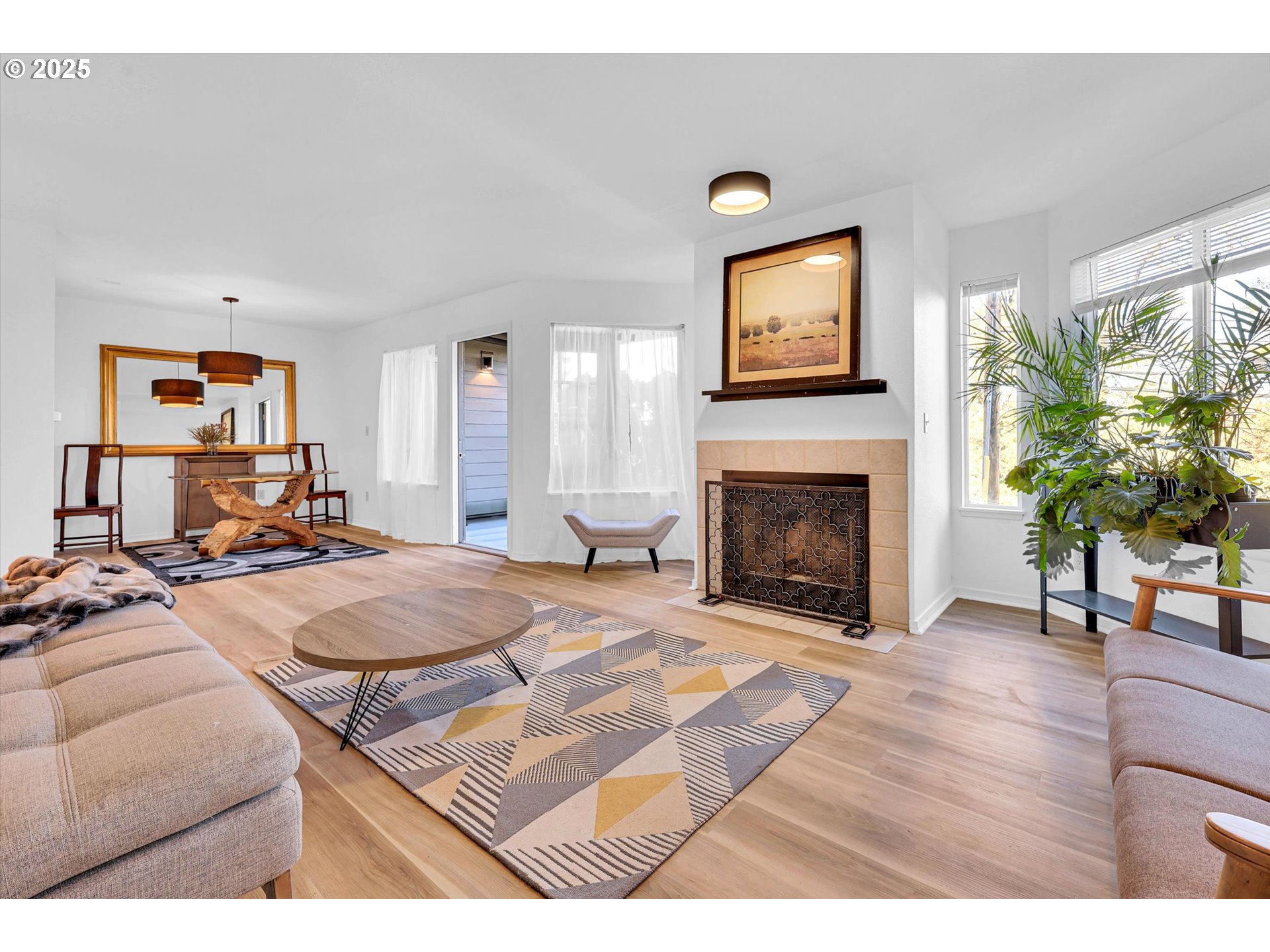 Photo #7: 142619194 Listing: Photo #7