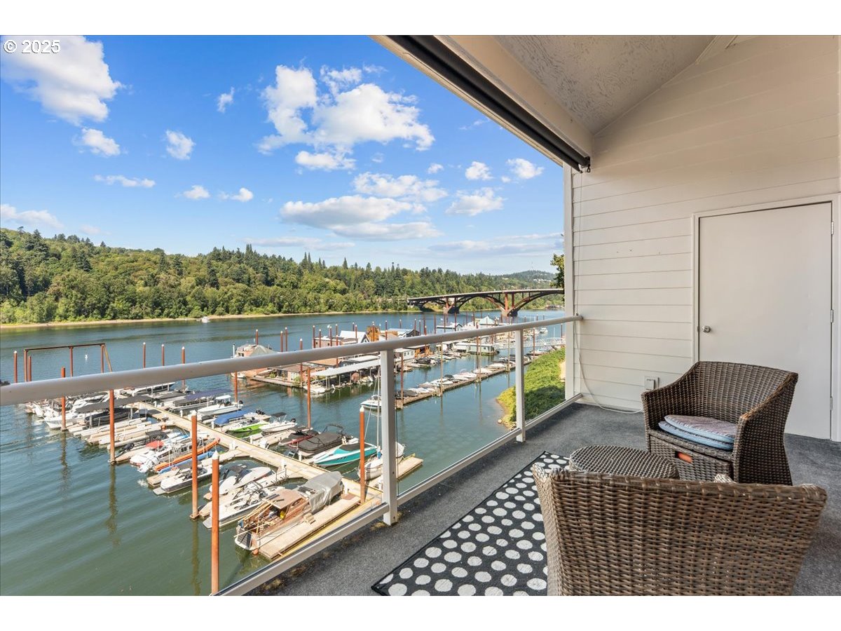 Photo #13: 142982210 Listing: Photo #13