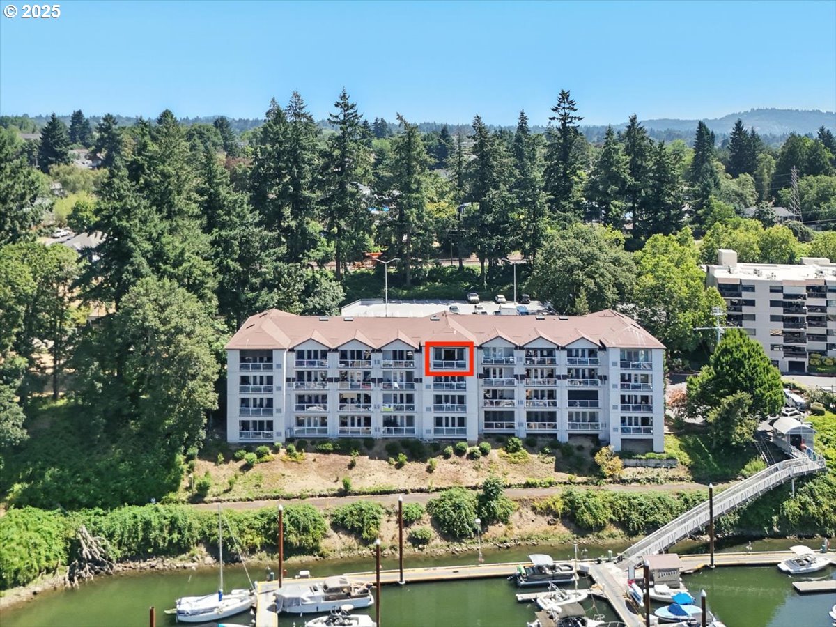 Photo #2: 142982210 Listing: Photo #2