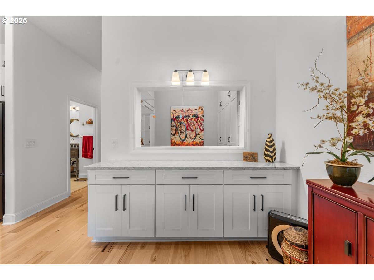 Photo #30: 142982210 Listing: Photo #30