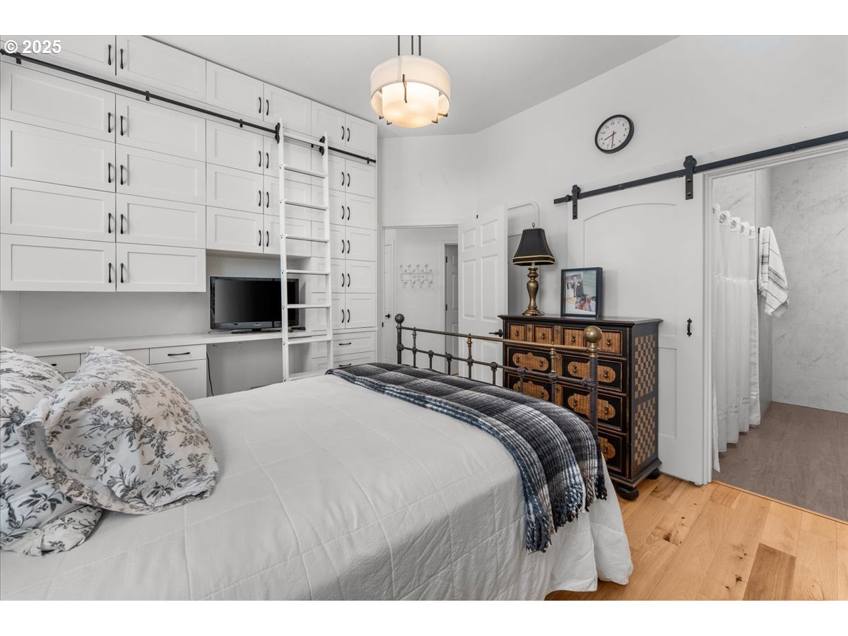 Photo #34: 142982210 Listing: Photo #34