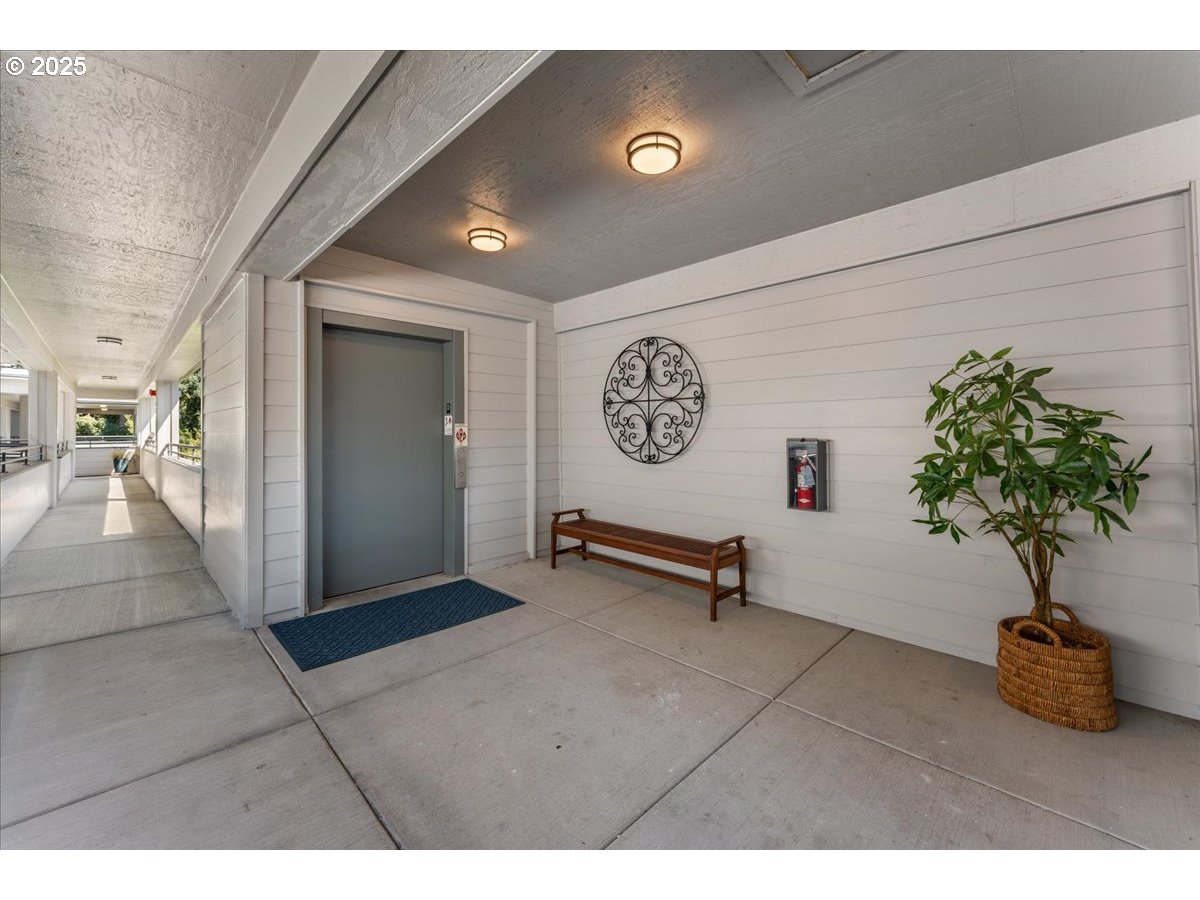 Photo #42: 142982210 Listing: Photo #42