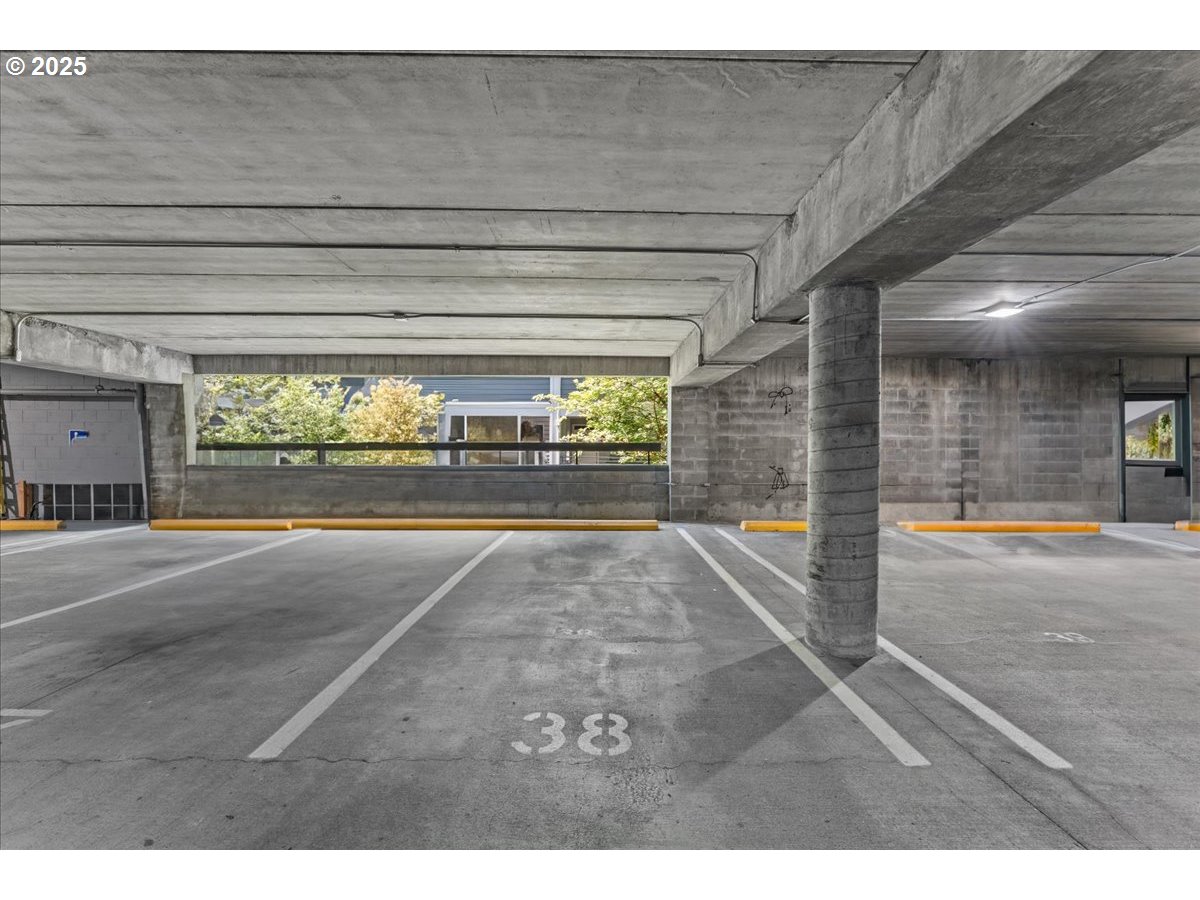 Photo #43: 142982210 Listing: Photo #43