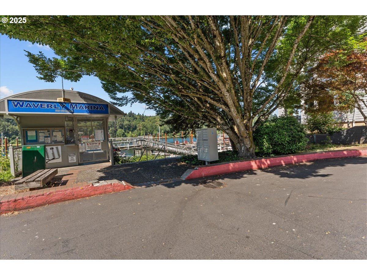 Photo #45: 142982210 Listing: Photo #45