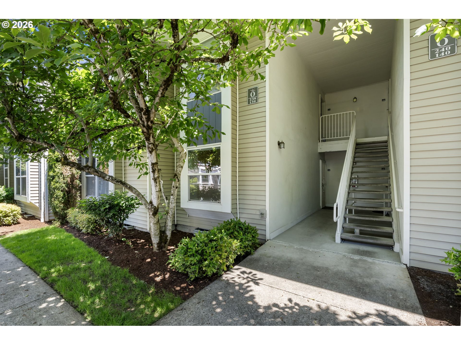 Photo #1: 143324363 Listing: Photo #1