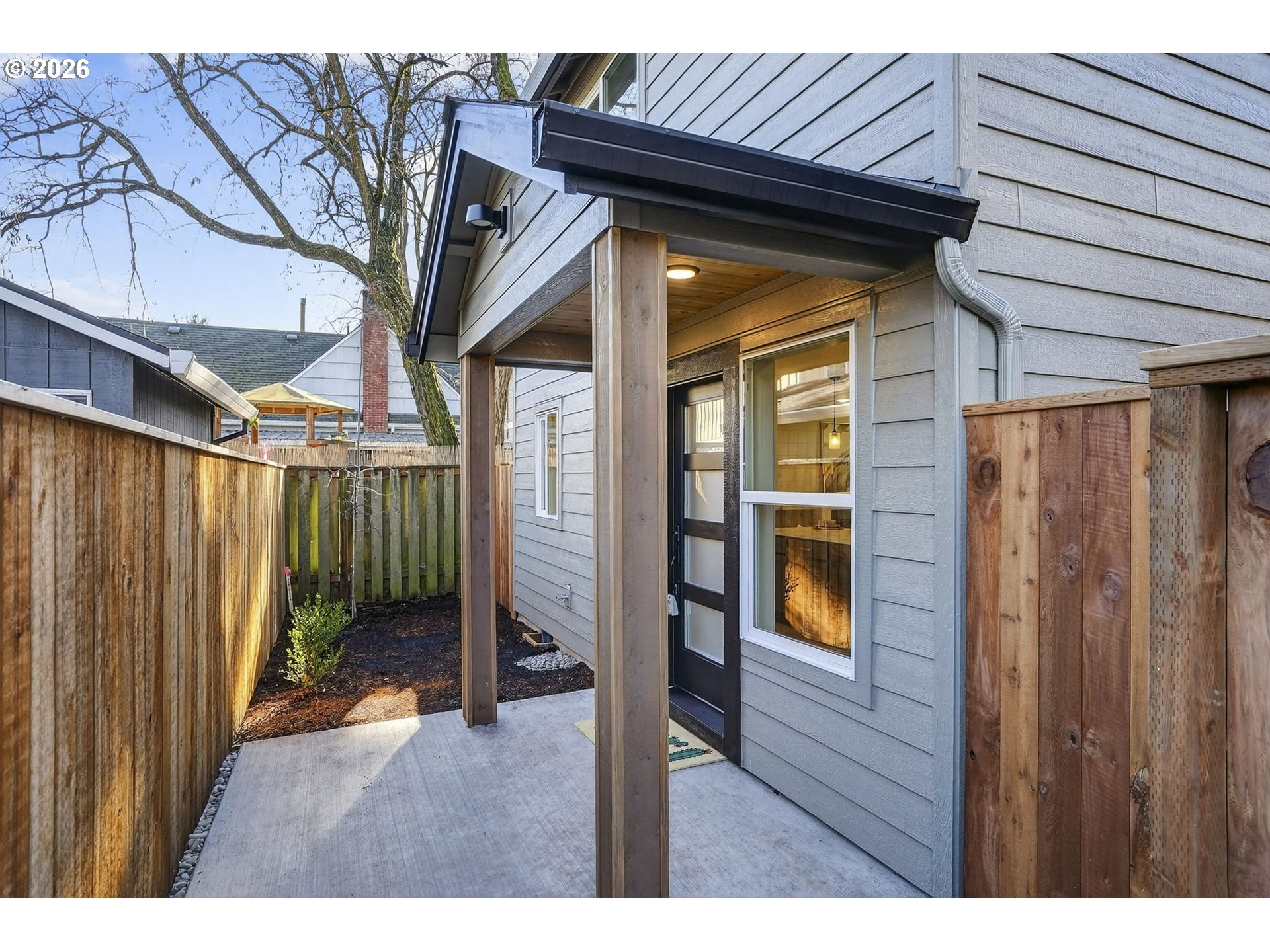 Photo #4: 144177054 Listing: Photo #4