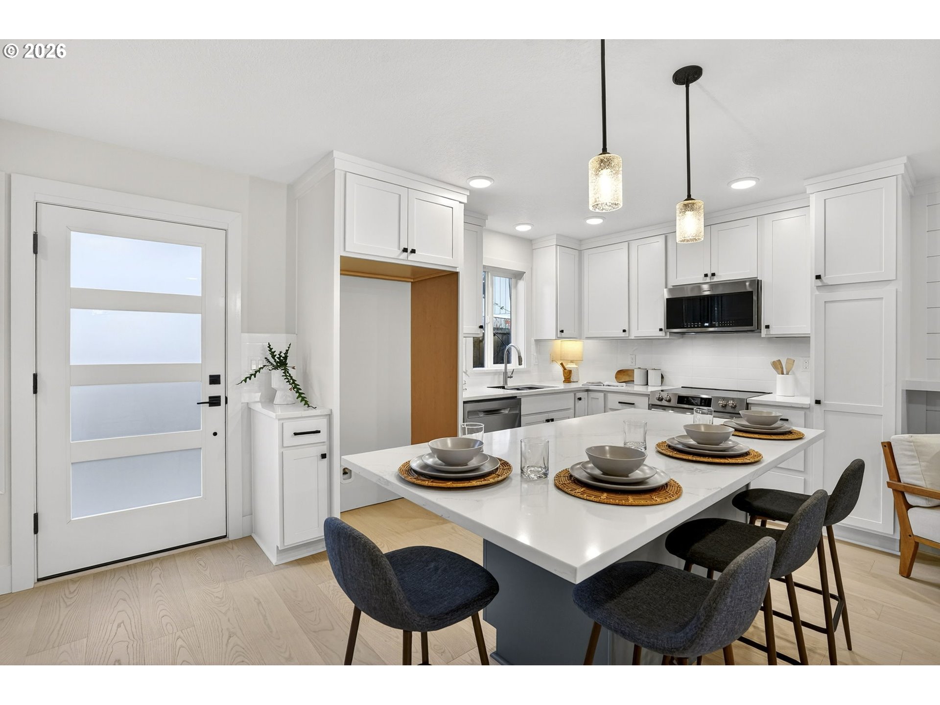 Photo #8: 144177054 Listing: Photo #8